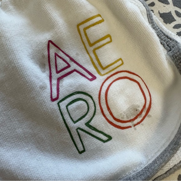 WHITE LOW RISE SWEAT SHORTS - Picture 3 of 4